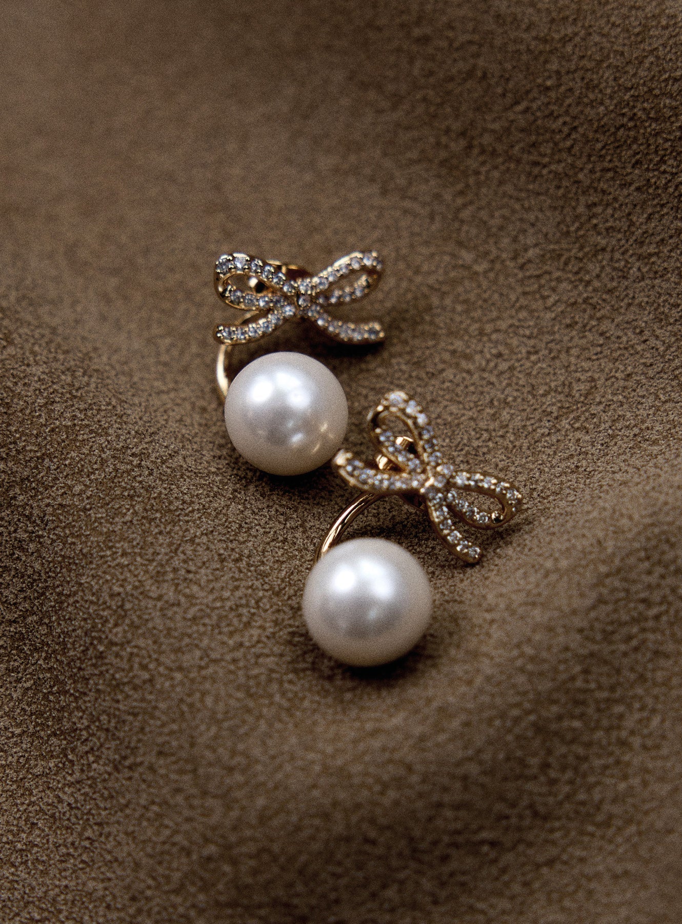 Gold Bow Pearl Jacket Earrings - Image 5