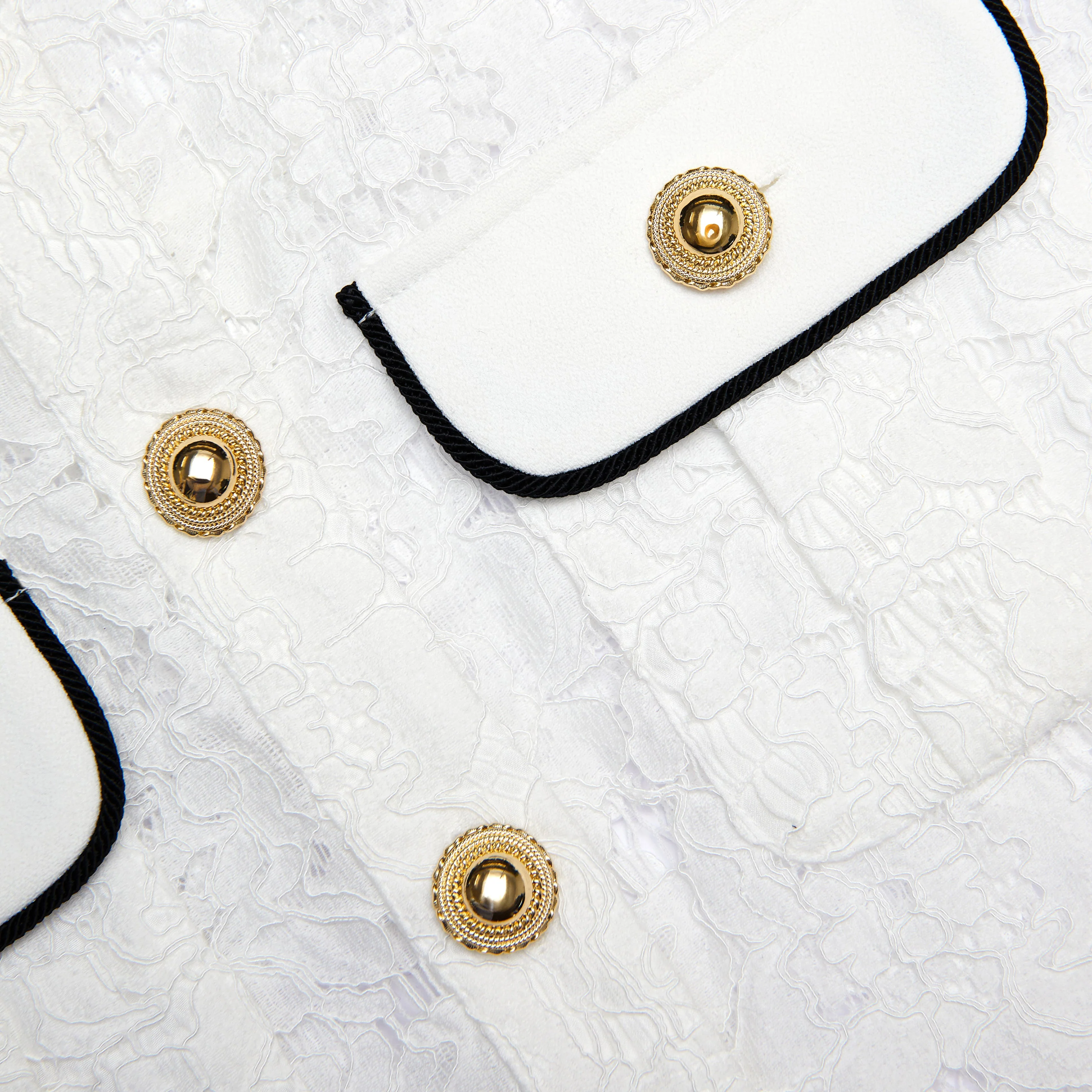 White Lace Contrast Collar Top - Image 5